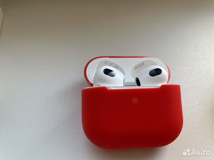 AirPods 3 + чехол в подарок