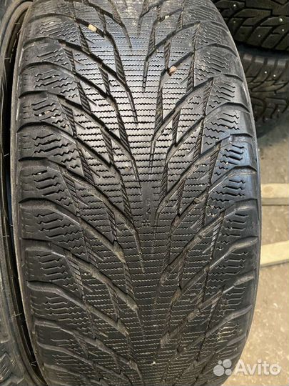 Nokian Tyres Hakkapeliitta R2 215/50 R17