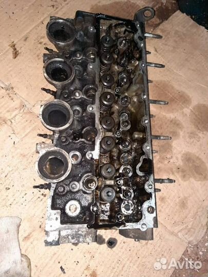 Головка блока цилиндров Peugeot 107 2006