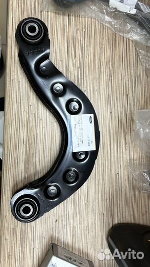 Рычаг задней подвески верхни Ford Focus 2