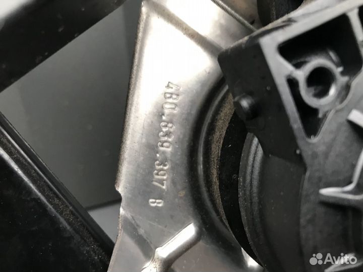 Стеклоподъемник задний левый на Audi A6 C5