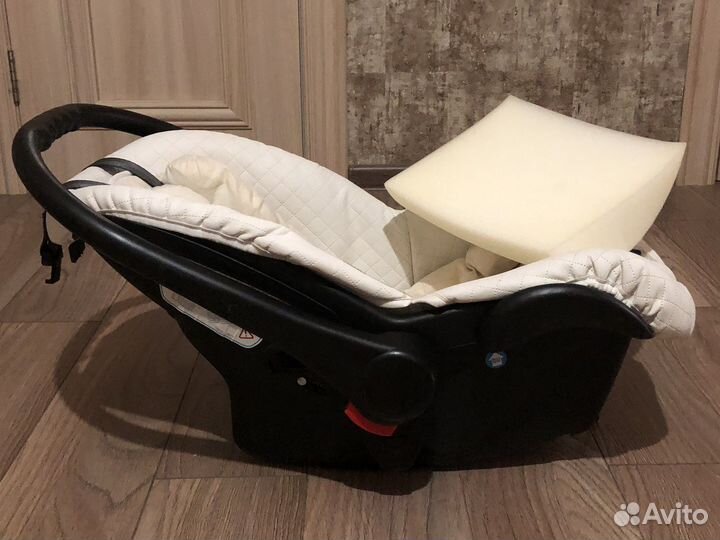 Коляска 3 в 1 Retrus Danco