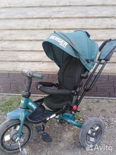 Детский трехколесный велосипед