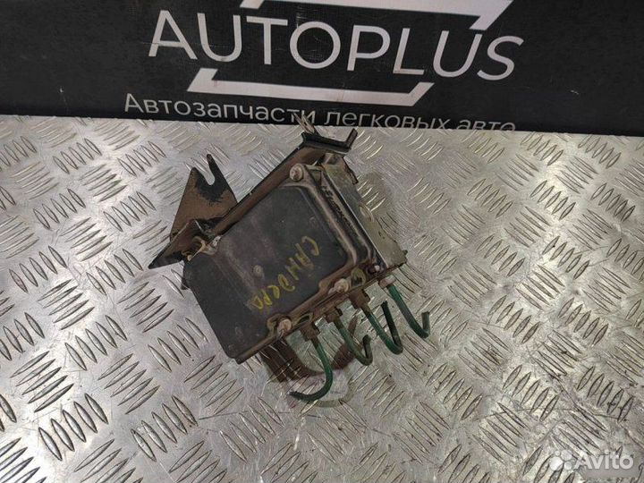 Блок ABS Renault Sandero 1.6 2010-2014