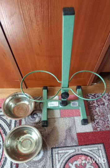 Тарелки для кормления на подставке