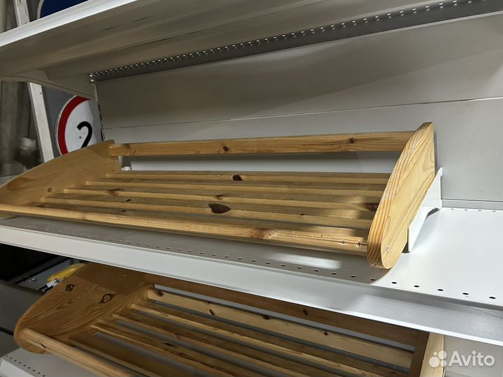 Полки деревянные стелжи, хлебные