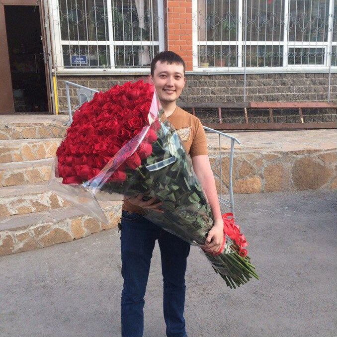 Kino aktrisasi Rednikovaning porno fotosuratlari