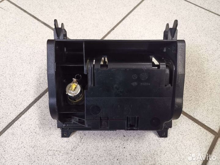 Пепельница Mercedes w210