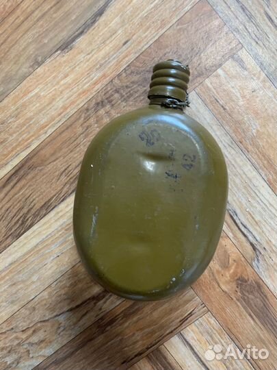 Фляга армейская