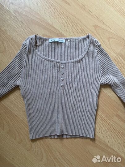 Укороченный лонгслив