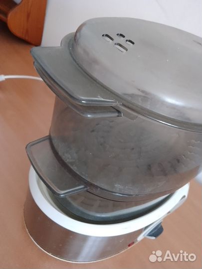 Пароварка Vitek бу