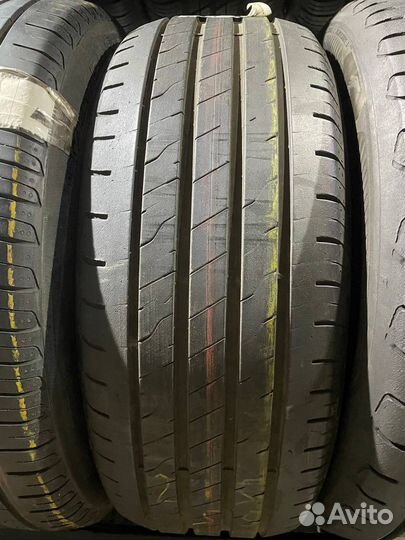 Goodyear EfficientGrip 215/55 R17 94W