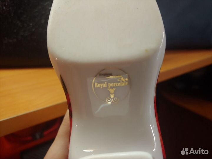 Фарфоровая туфелька England collection