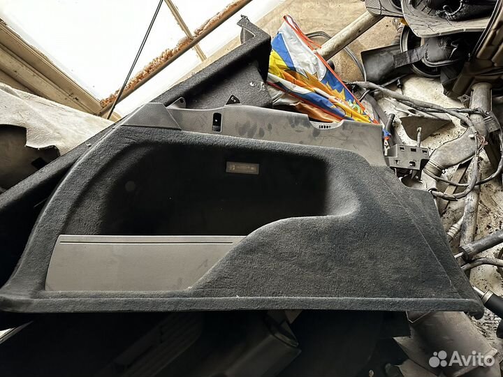 Пол багажника VW Touareg NF FL