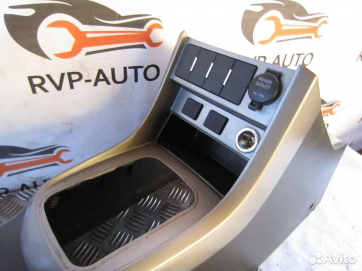 Подлокотник Geely emgrand EC7 2008-2016