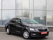 Skoda Octavia 1.6 AT, 2019, 49 590 км, с пробегом, цена 1 500 000 руб.