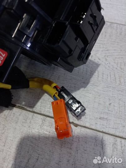 Шлейф подрулевой Lexus IS II