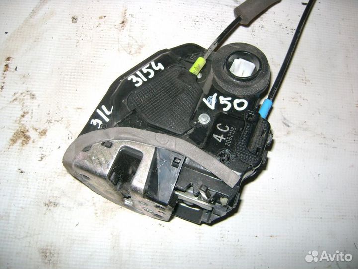 Замок двери задней левой Toyota Camry XV50