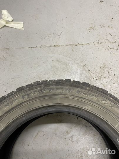 Dunlop SP Winter Ice 01 235/55 R17