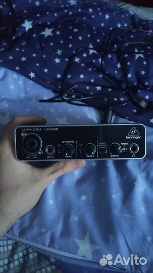 Звуковая карта behringer u-phoria umc22