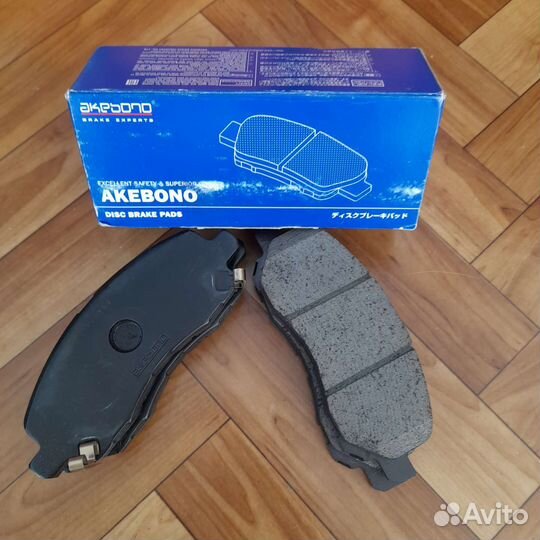 Тормозные колодки Mitsubishi