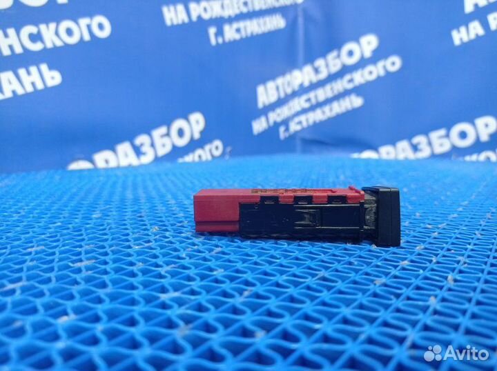 Кнопка обогрева сидений Chevrolet Spark хэтчбек