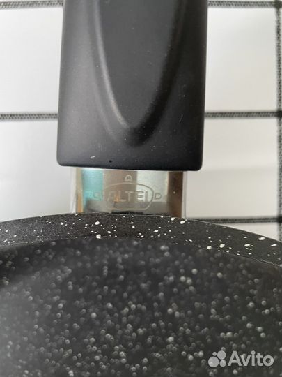 Сковорода с крышкой Altei