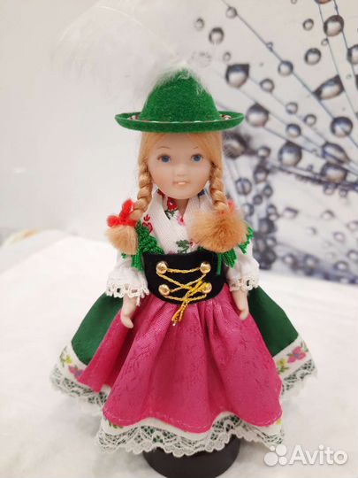 Кукла фарфоровая коллекционная schneider