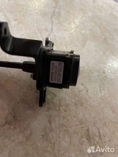 Камера в правое зеркало land cruiser prado 150