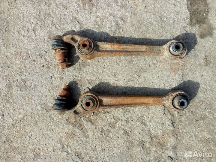 Рычаг передний левый правый Mazda 6 gg