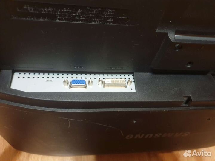Монитор Samsung 22 дюйма
