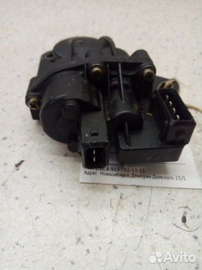 Механизм изменения длины впускного коллектора