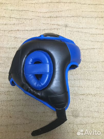Продам шлем для единоборств