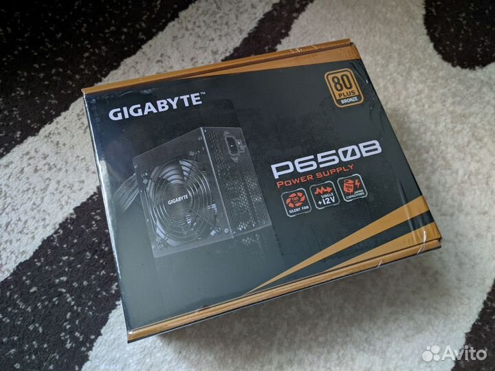 Блок питания Gigabyte P650B 650w