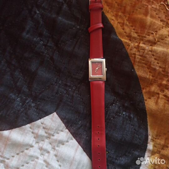 Часы женские