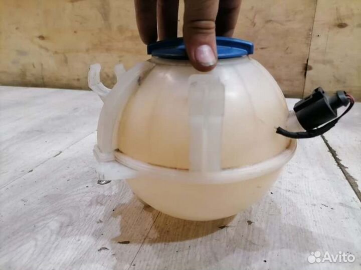 Бачок расширительный Vw Passat B6 2005-2011