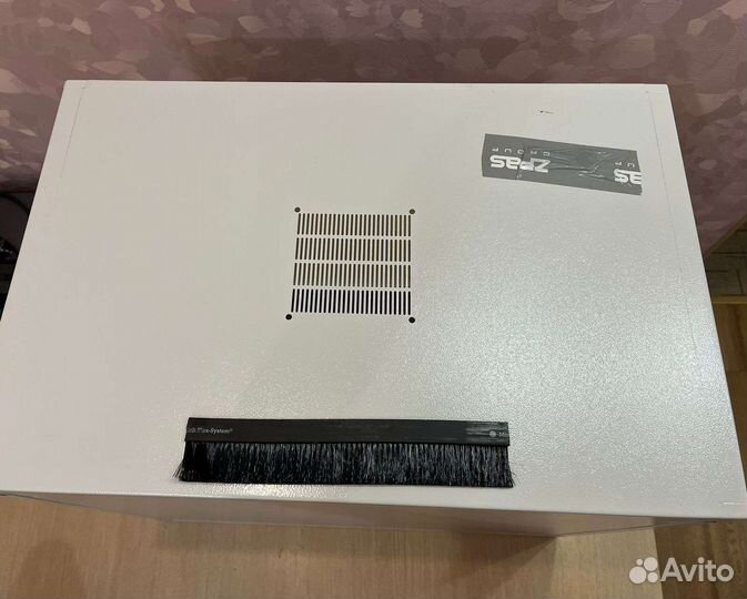 Шкаф телекоммуникационный настенный 10U