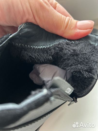Ботинки новые для девочки