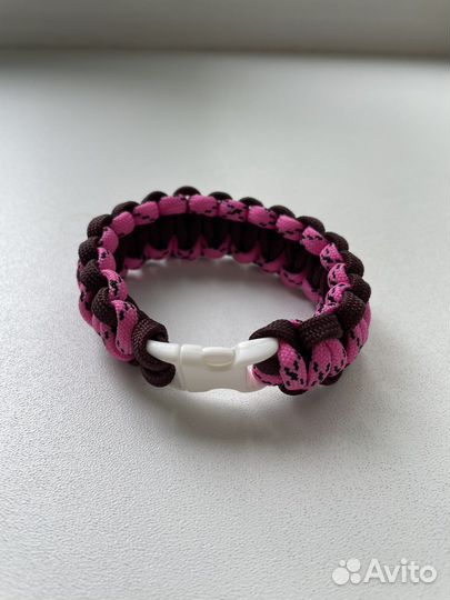Браслет из паракорда