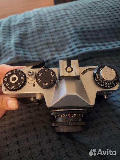Плёночный фотоаппарат зенит
