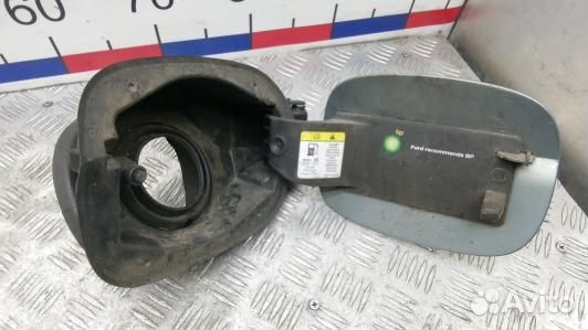 Лючок бака ford mondeo 4 (2NN16IC01)
