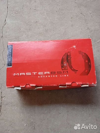 Задние тормозные колодки на citroen