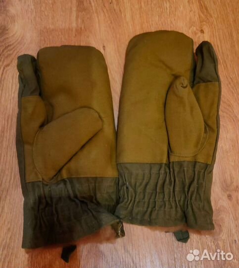 Рукавицы 2 вида из овчины СССР