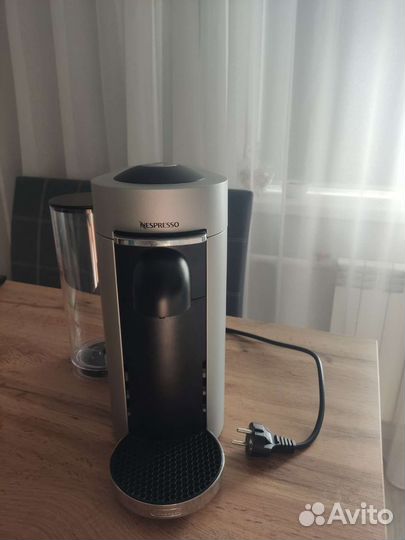 Кофемашина Nespresso Vertuo Plus Delonghi
