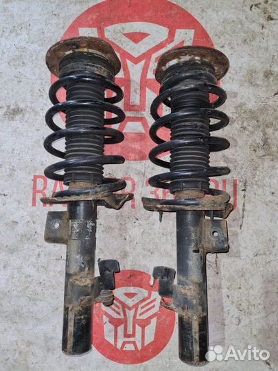 Комплект стоек передний Volvo S80 B6324S