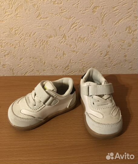 Кроссовки для мальчика размер 18-19