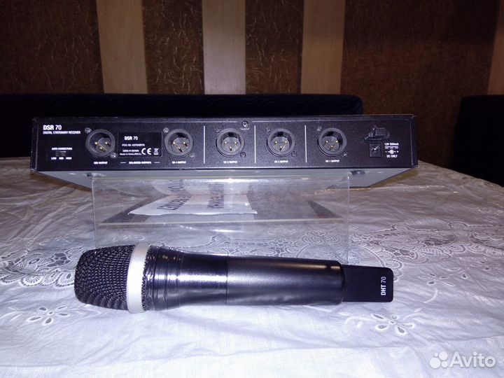 Радиосистема AKG DSR 70
