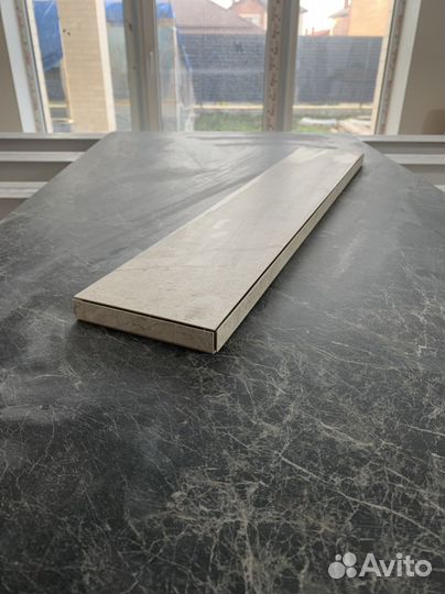 Полки из керамогранита