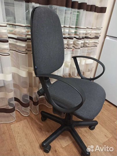 Компьютерное кресло бу