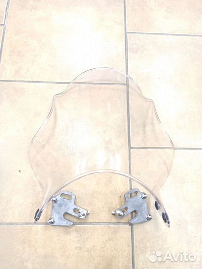 Стекло ветровое на классический мотоцикл